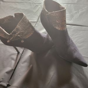 Shoes and boots